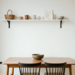 découvrez pourquoi la décoration minimaliste séduit un nombre croissant de personnes, grâce à son esthétique épurée, sa fonctionnalité et son influence positive sur le bien-être.