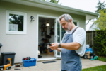 découvrez quels travaux de rénovation offrent le meilleur retour sur investissement avant de revendre votre bien immobilier pour maximiser vos gains.